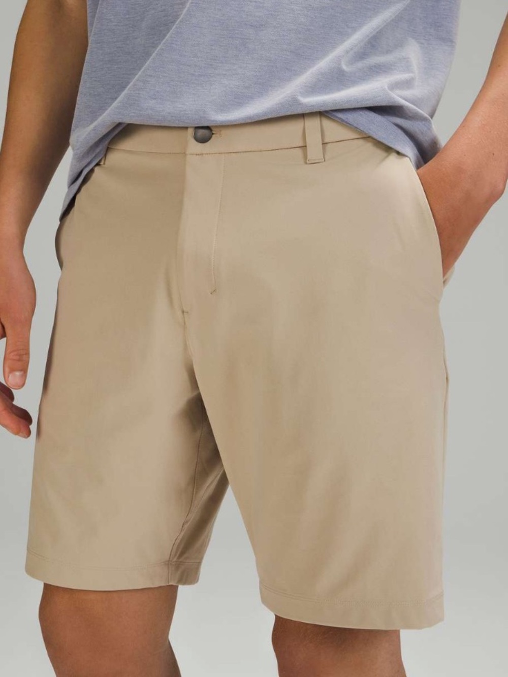 Lululemon mens size 36 Commission Classic-Fit Short 9" Warpstreme in Tan Trench